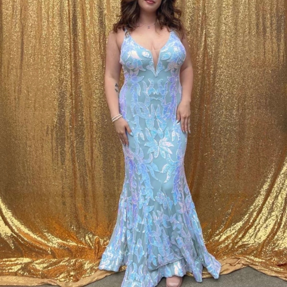 Jovani gown prom dress light blue size 18